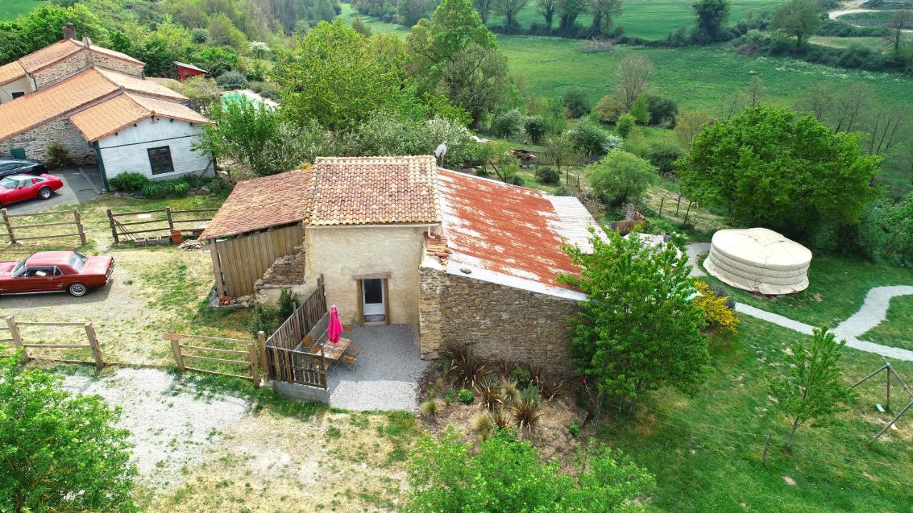 Gite Mimosa Saint-Florent-des-Bois Exterior photo